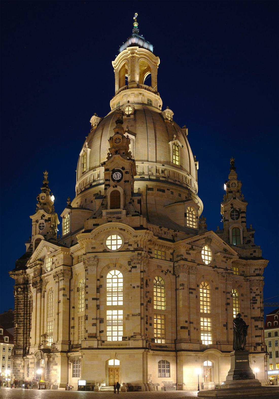 Frauenkirche in Dresden bei Nacht