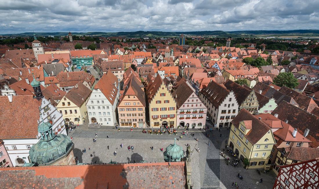 Blick über Rothenburg ob der Tauber vom Rathausturm